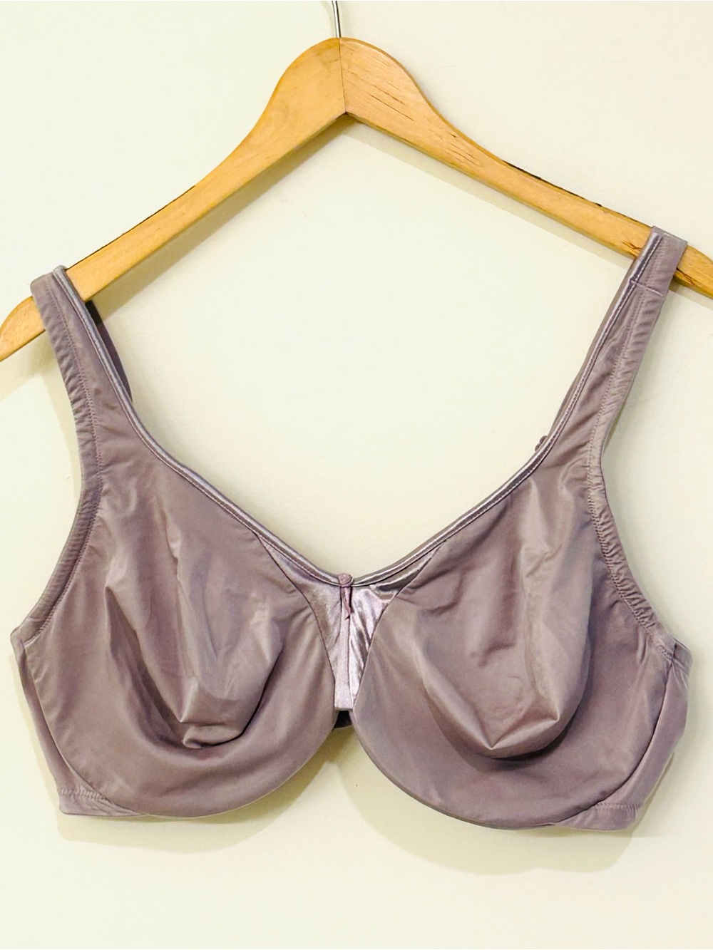 Olga Signature Support Cushion Underwire Unlined Full Coverage Bra Lavender 40DD - Picture 7 of 9